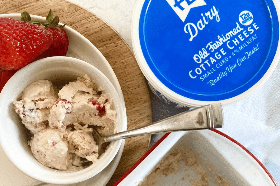 Strawberry Cheesecake Ice Cream 