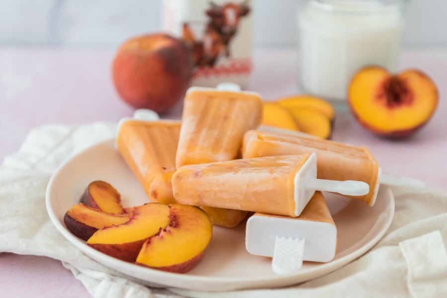 Creamy Peach Paletas