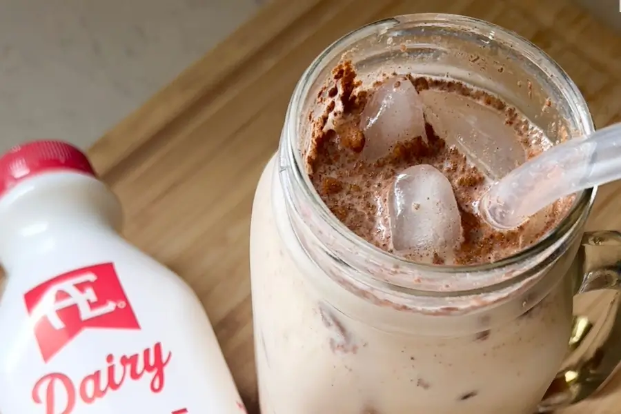 Iced Vanilla Cinnamon Latte